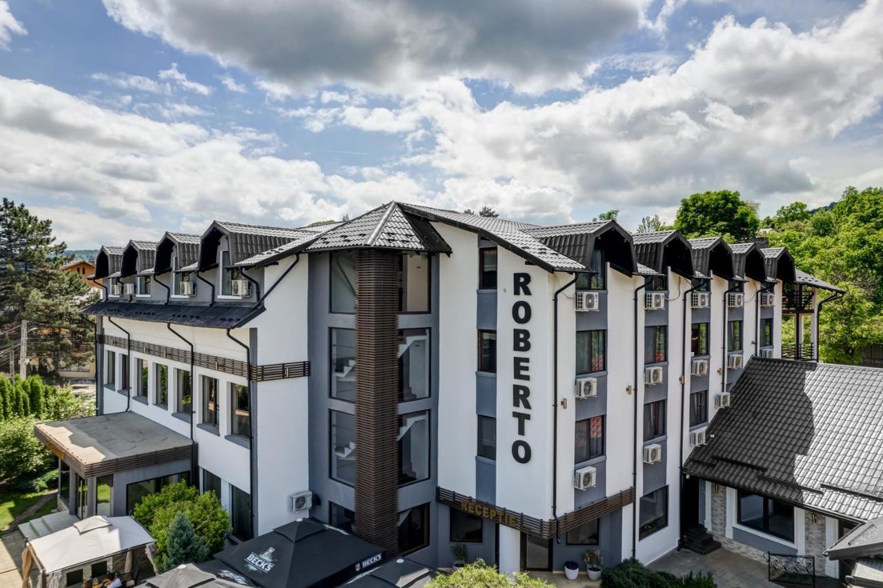 Hotel Roberto Slanic Prahova Екстер'єр фото